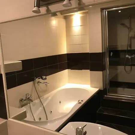 1 City Center Quarto em Acomodações Particulares *
